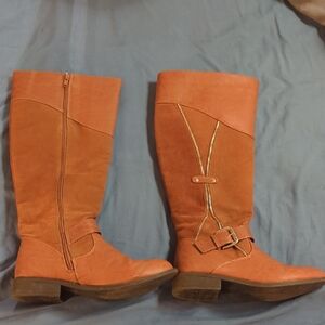 Women's Tan Knee-High Boots